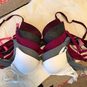 Victoria’s sextet bras